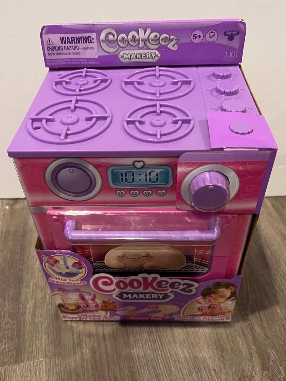 Hot Toy!! Cookeez Makery! Make a surprise pet! NWT - Picture 2 of 6